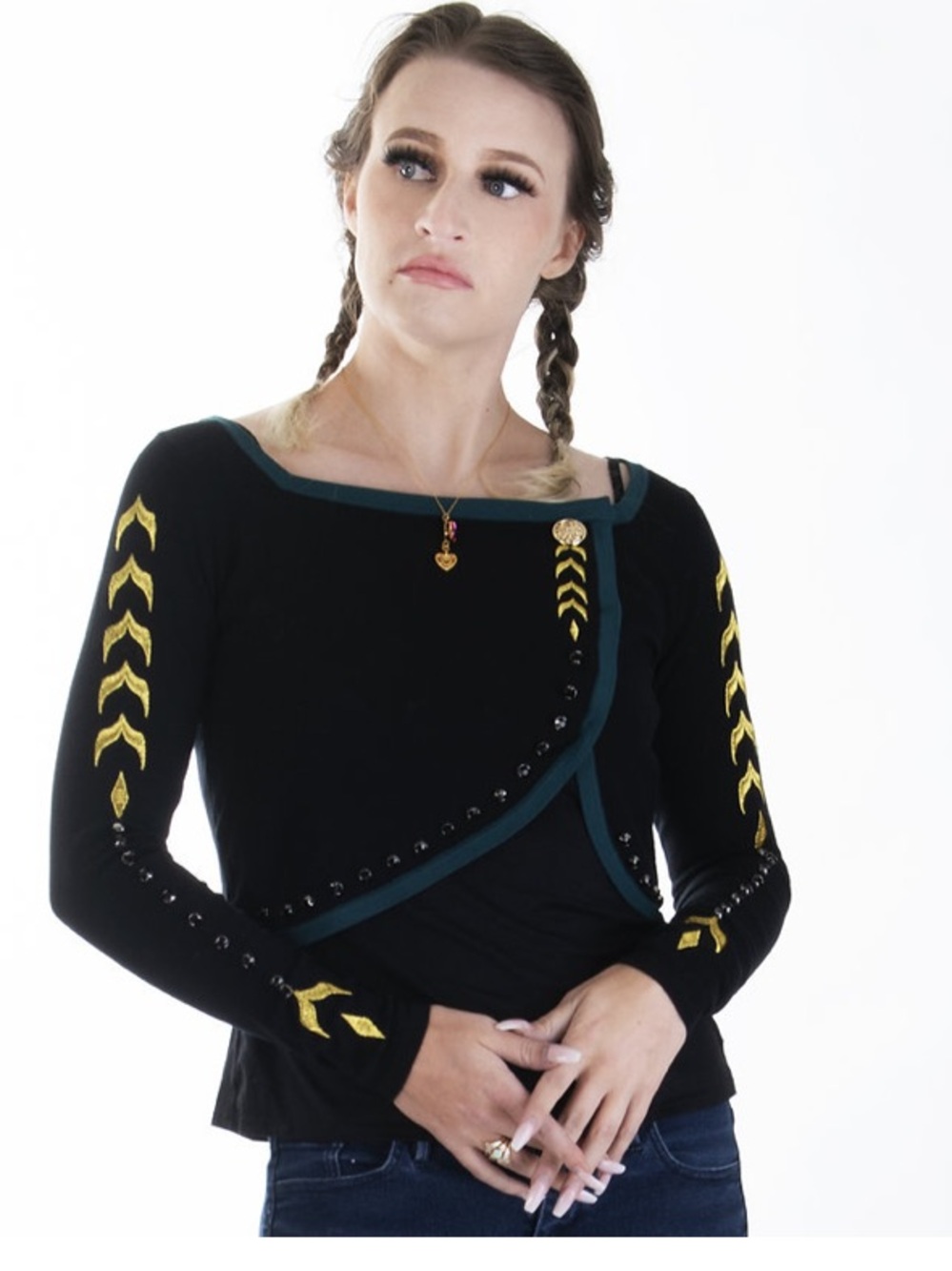 Spinner's Court - Queen Cropped Pullover